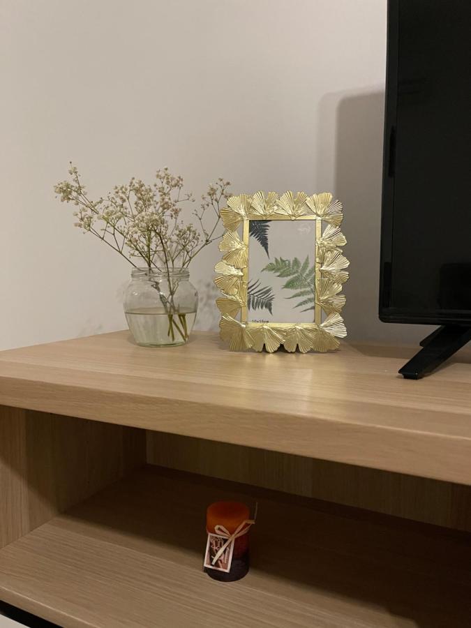 Gold Luxury Apartment Close To Presidential Palace บูคาเรสต์ ภายนอก รูปภาพ